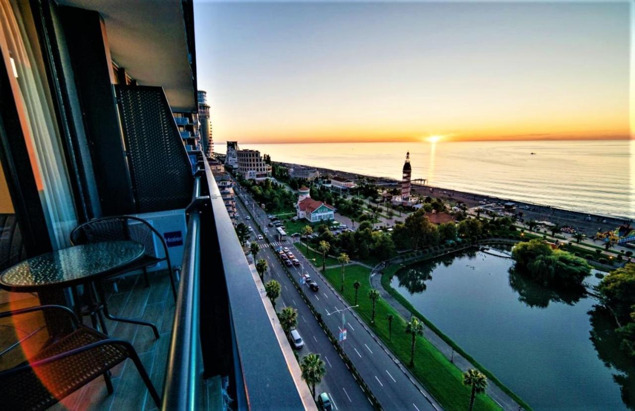 Downtown Centre In Batumi Aparthotel Orbi City In Μπατούμι Εξωτερικό φωτογραφία